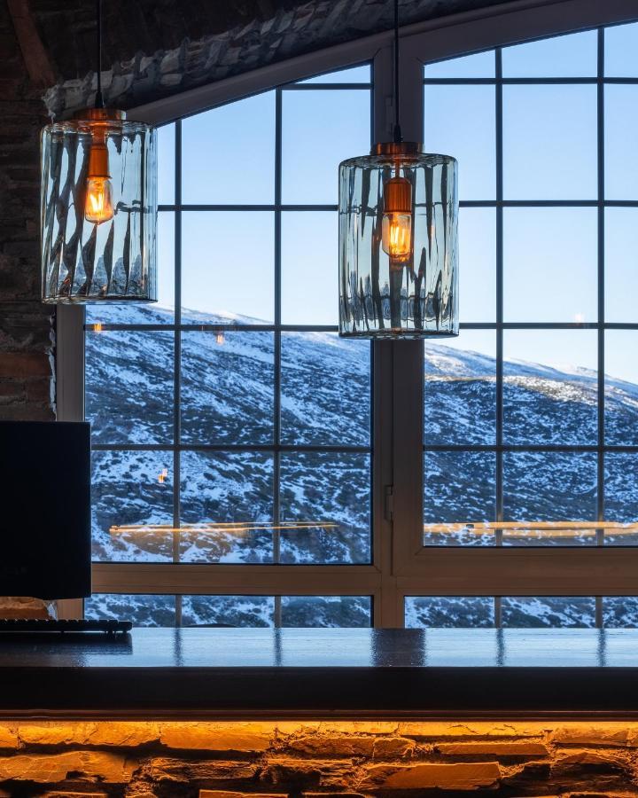 The Mountains Hotel Sierra Nevada Extérieur photo