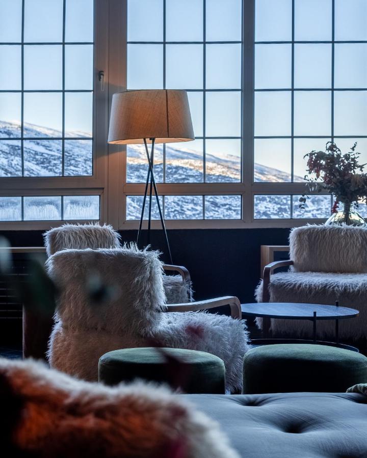 The Mountains Hotel Sierra Nevada Extérieur photo