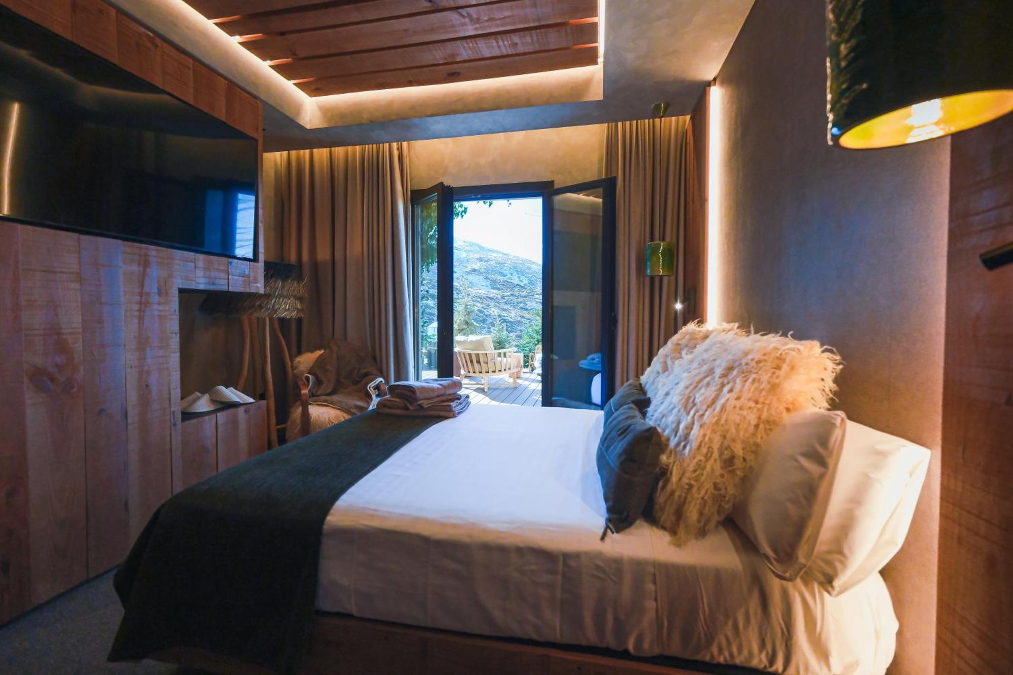 The Mountains Hotel Sierra Nevada Extérieur photo